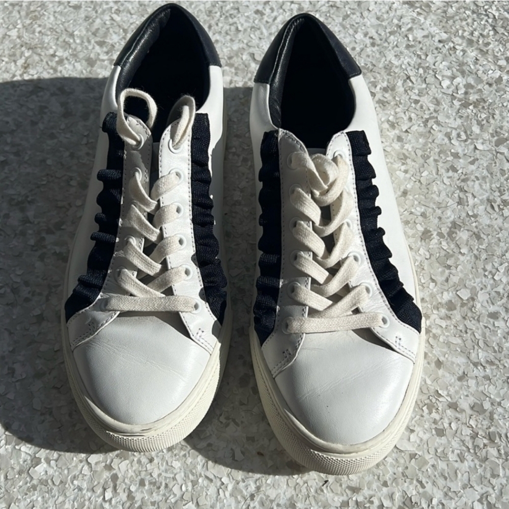 Tory Burch Sneakers